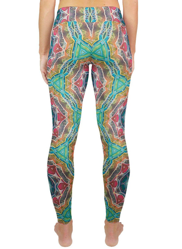 Call to Evolve Patterned Active Leggings